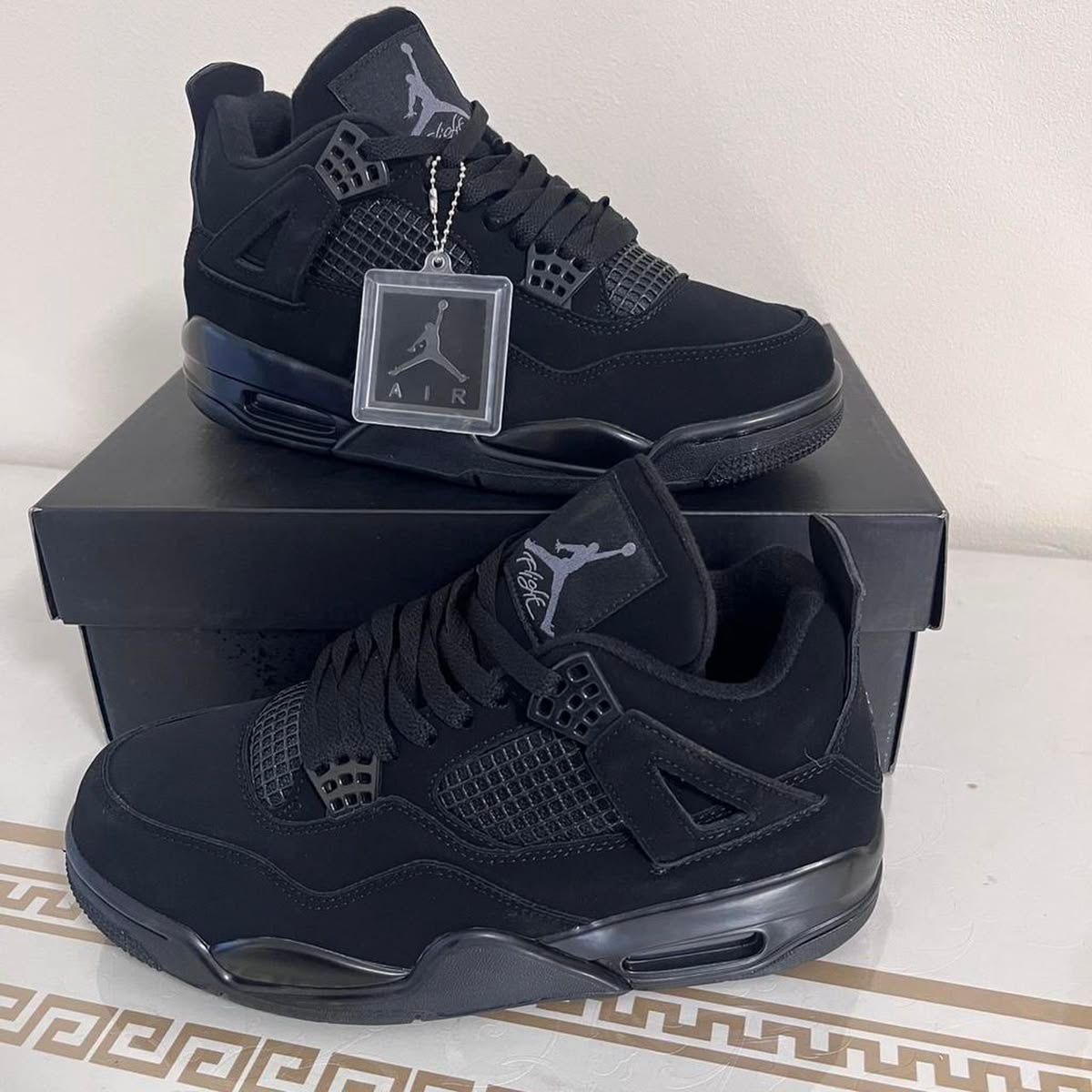 Jordan retro 4