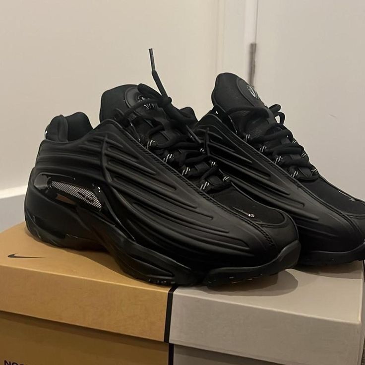nike x nocta Hot Step 2